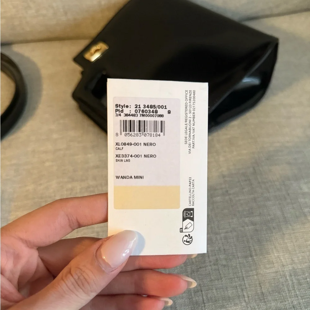 Ferragamo Wanda Mini in Black - Picture 14 of 15